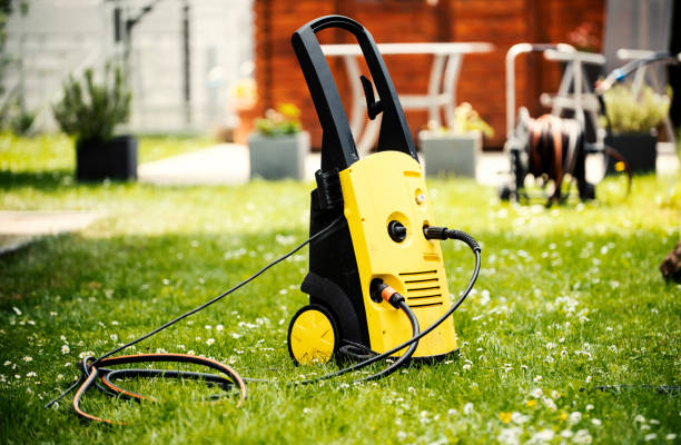 Best Gutter Cleaning  in Madison, OH